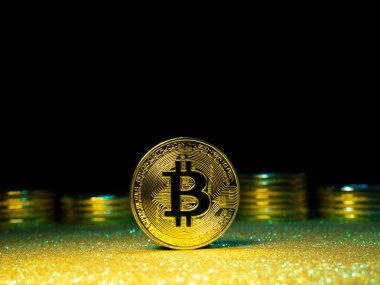 Bitcoin. Kripto para birimi Altın Bitcoin, Btc. Makro Bitcoin sikkeleri vurdu. Blockchain teknolojisi, bitcoin madenciliği konsepti.