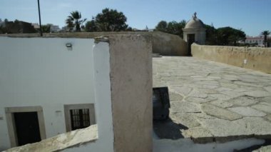 Ponta da Bandeira Kalesi