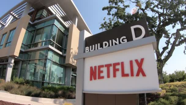 Panneau Netflix HQ — Video
