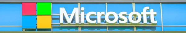 Microsoft Sign budova — Stock fotografie