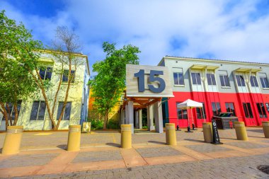 Facebook Merkez California