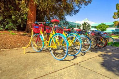 Google Bisikletleri Dağ Manzaralı