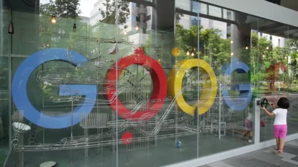 Singapur Google malý návštěvník — Stock video