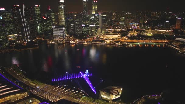 Marina Bay espectáculo de láser de noche aérea — Vídeos de Stock