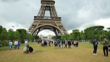 Tour Eiffel Turizm