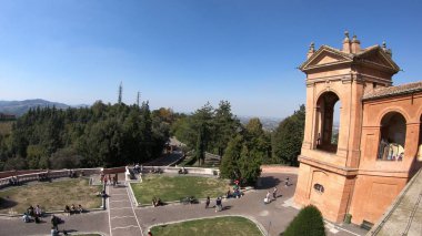 San Luca Sanctuary üst kare