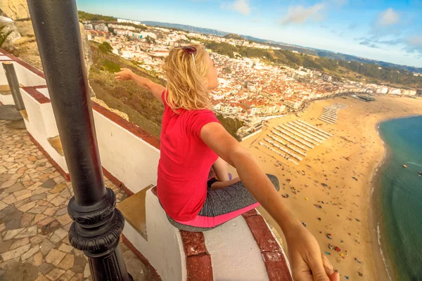 Vrouw Nazare landschap — Stockfoto