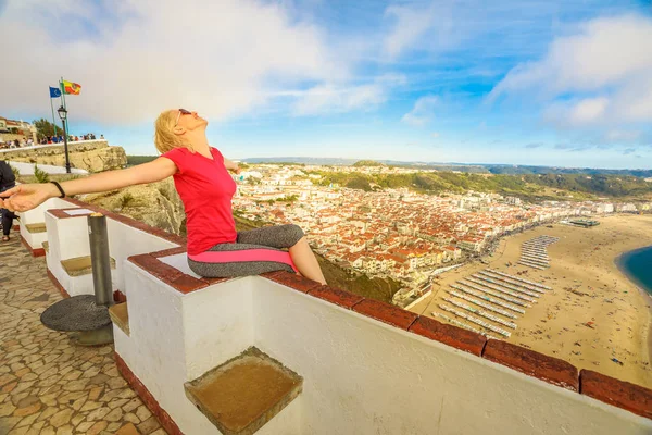 Vrouw Nazare landschap — Stockfoto