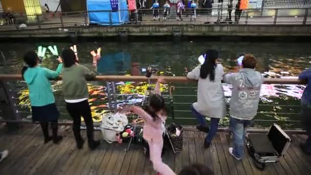 Osaka Japón Abril 2017 Cantando Chicas Ídolas Japonesas Concierto Con — Vídeo de stock