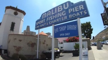 Malibu pier işareti
