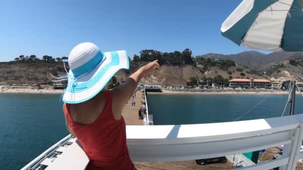 Malibu kadın panorama — Stok video