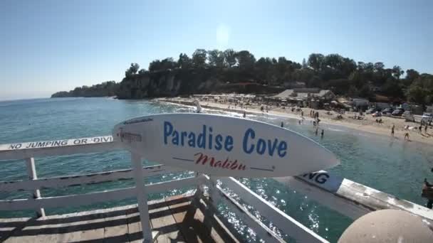 Paradise Cove Pier — Stockvideo