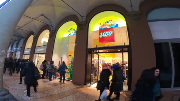 Lego shop in Bologna — Stock Video