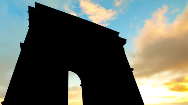 Zeitraffer des Arc de Triomphe bei Sonnenuntergang — Stockvideo