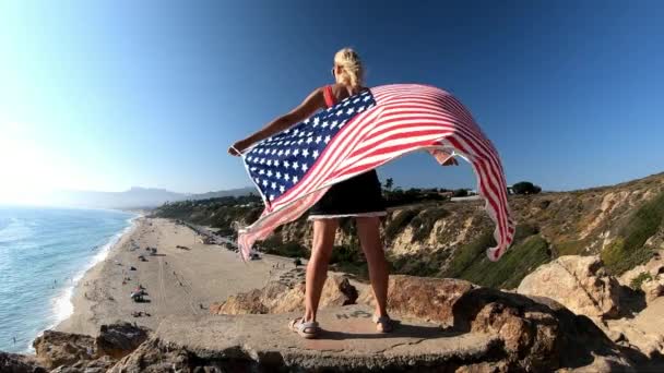 Bandera estadounidense en California — Vídeos de Stock