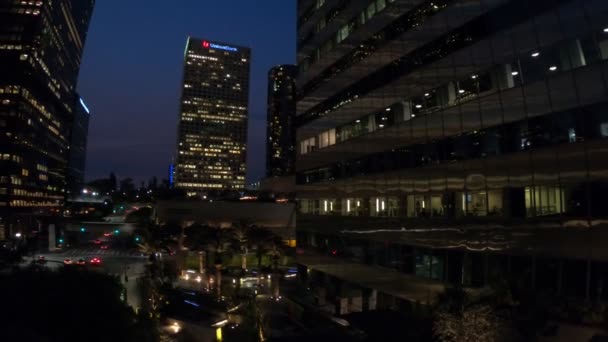 Лос-Анджелес хмарочоси вночі — стокове відео