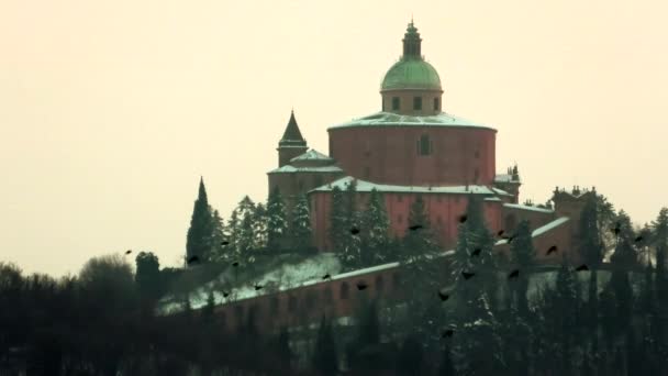 Kerk van San Luca met sneeuw — Stockvideo