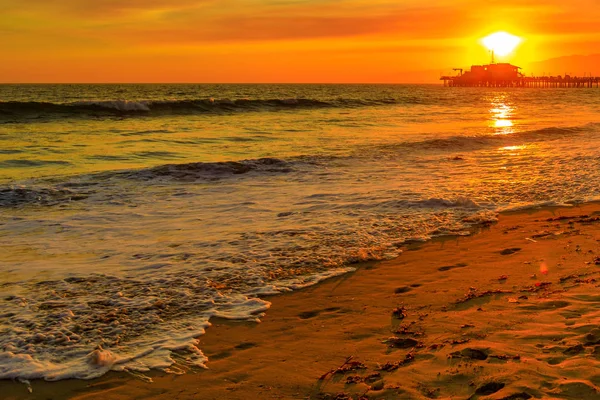 Puesta de sol del muelle de Santa Mónica — Foto de Stock