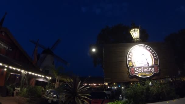 Solvang Brewing Company noche — Vídeos de Stock