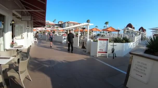 Trottoaren av Coronado Hotel — Stockvideo