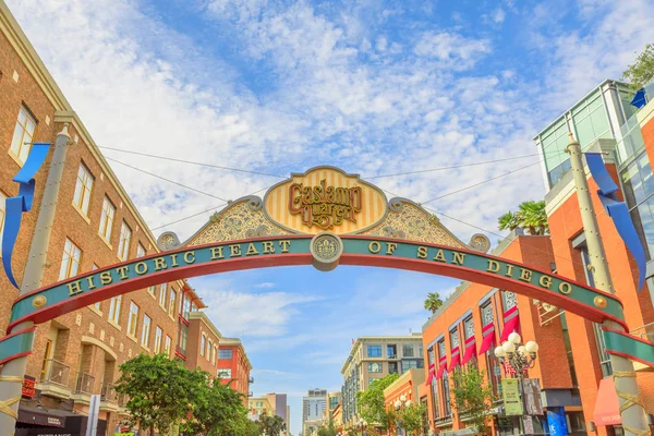 De ingang van de Gaslamp Quarter — Stockfoto