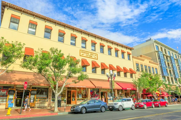 Gaslamp Quarter sulla Fifth Avenue — Foto Stock