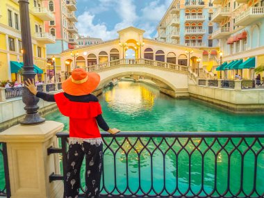 Venedik Doha alacakaranlık turist