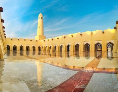 Panoramik avlu Ulu Camii