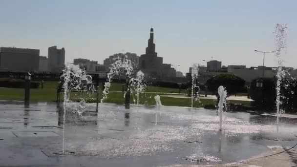 Fontana d'acqua di Doha — Video Stock