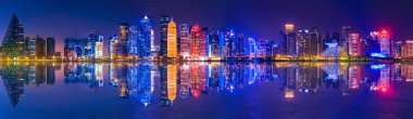 Doha manzarası gece banner