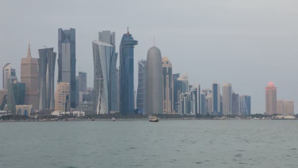 Banner Doha skyline noche — Vídeo de stock