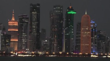 Doha manzarası gece