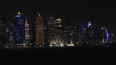 Doha şehir gece panorama