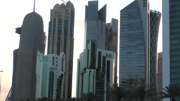 Doha-West Bay reflectie — Stockvideo