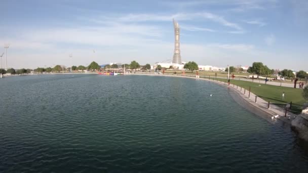 Torre Aspire en Aspire Park — Vídeo de stock