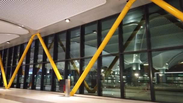Nouveau corridor de transfert de l'aéroport international d'Istanbul — Video
