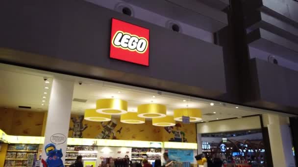 Istanbul Flygplats LEGO Store — Stockvideo