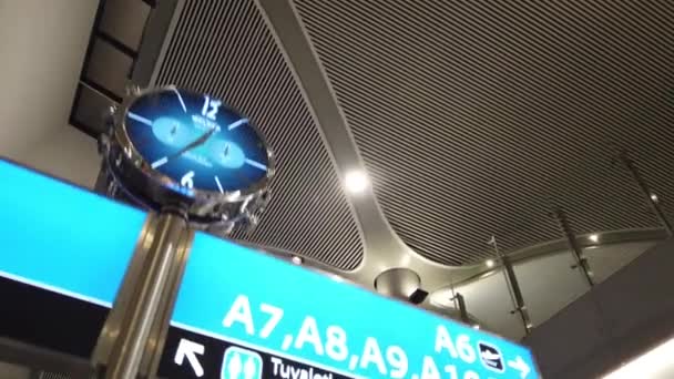 伊斯坦布尔机场经典时钟 — 图库视频影像