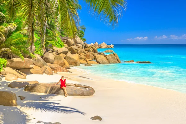 Anse Georgette turista mujer — Foto de Stock