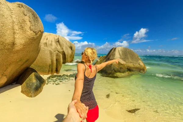 Följ mig på La Digue — Stockfoto