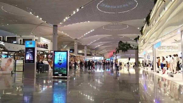 Istanbul Airport magasins de luxe — Photo