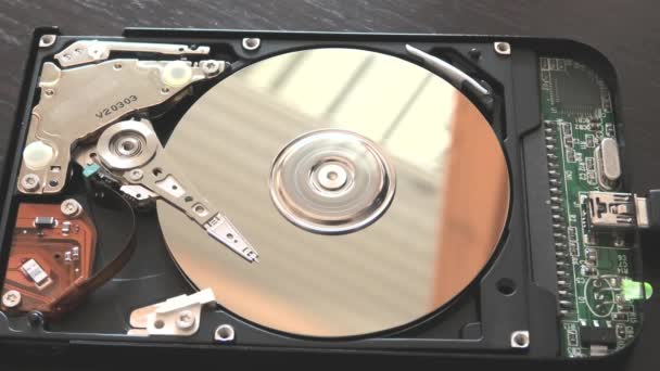 Close up hard disk — Stock Video
