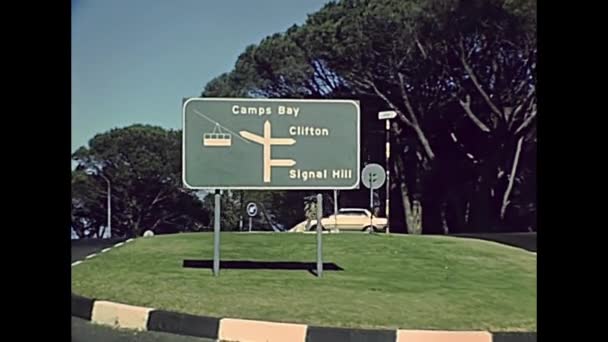 Tafelberg-Straßenschild — Stockvideo