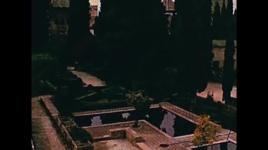 Alhambra'daki bahçelerin havadan görünümü