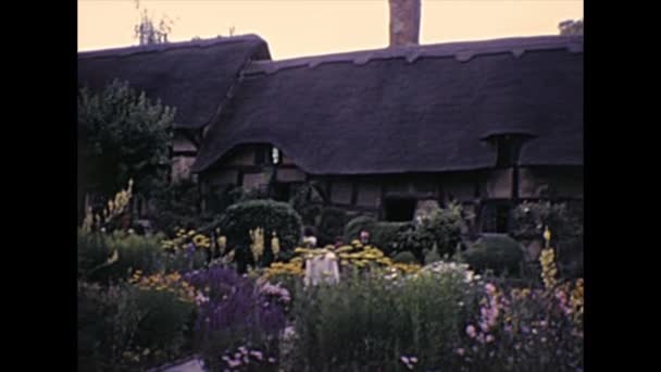 Anne hathaways cottage — Stockvideo