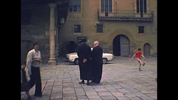 Archival Catedral de Tarragona sacerdotes — Vídeos de Stock