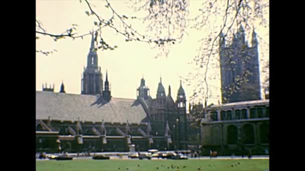 Big Ben Parliament Square Garden London — Stockvideo