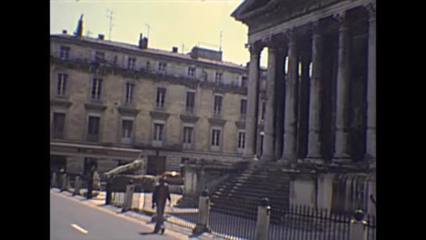 Maison Carree roman Temple of Nimes — Stockvideo