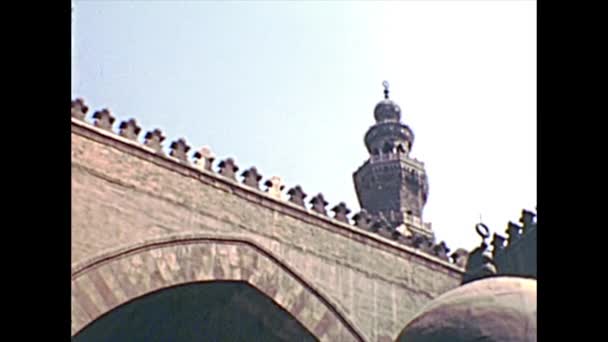 Moschea archivistica del chiostro Al-Nasir Mohammed — Video Stock
