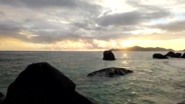 Anse Kaynak / Argent alacakaranlığı